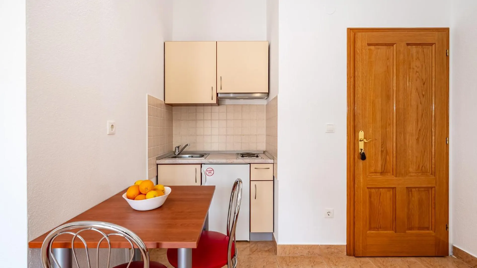Apartments Prkacin 2 Starigrad Paklenica Kroatien