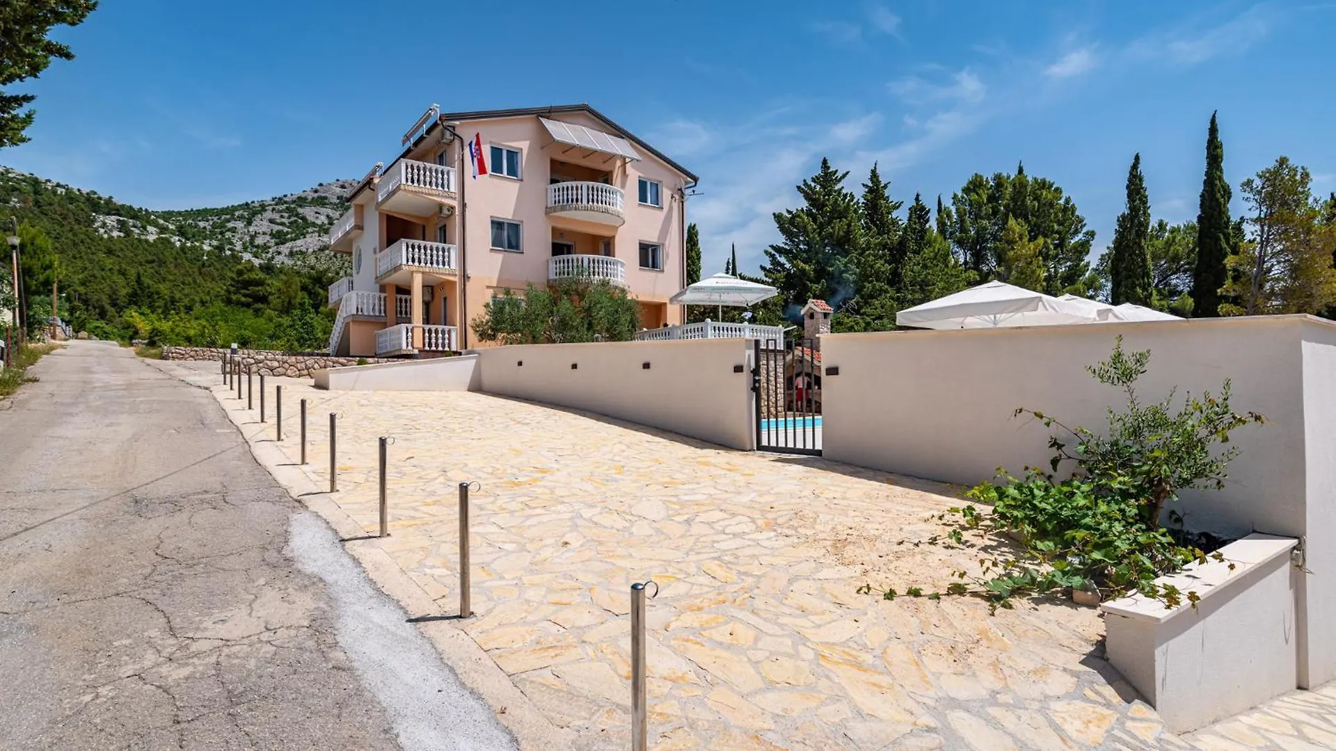Apartments Prkacin 2 Starigrad Paklenica
