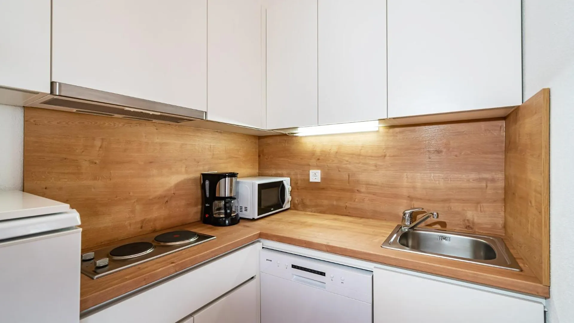 Apartments Prkacin 2 Starigrad Paklenica